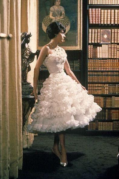 chanel in the 60s|coco Chanel fashion photos.